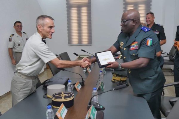 Armées ivoirienne et française © Crédit photo DR