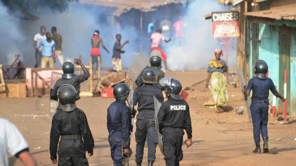 Guinée : Conakry sous tension après l'interdiction de manifester, la capitale paralysée, les forces de sécurité déployées