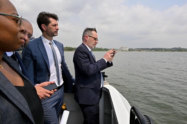 La Mairie de Paris apporte son expertise pour dépolluer la lagune Ebrié © Crédit photo DR