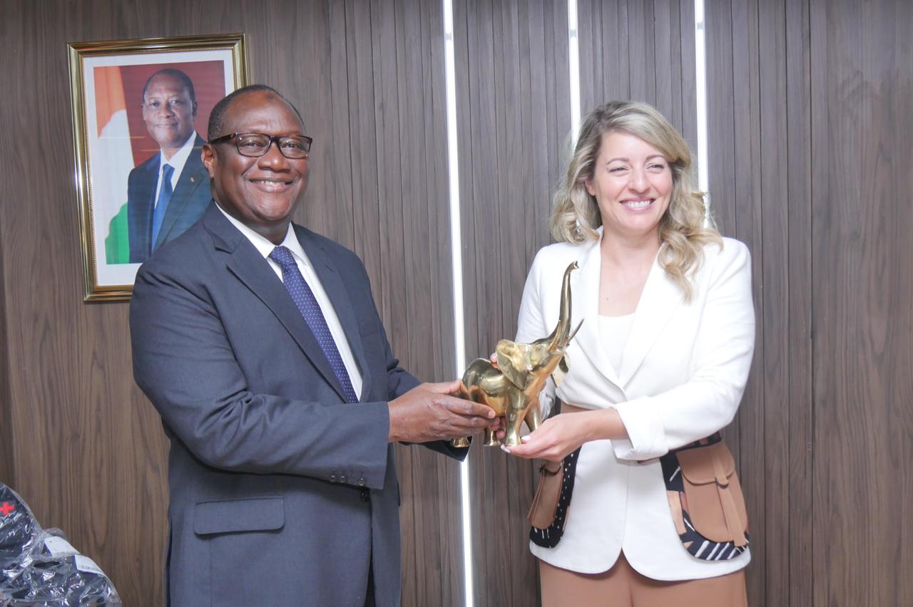 Rencontre Téné Birahima Ouattara et Mélanie Joly à Abidjan le 20 août 2024 © Crédit photo Sercom Gouvernement ivoirien