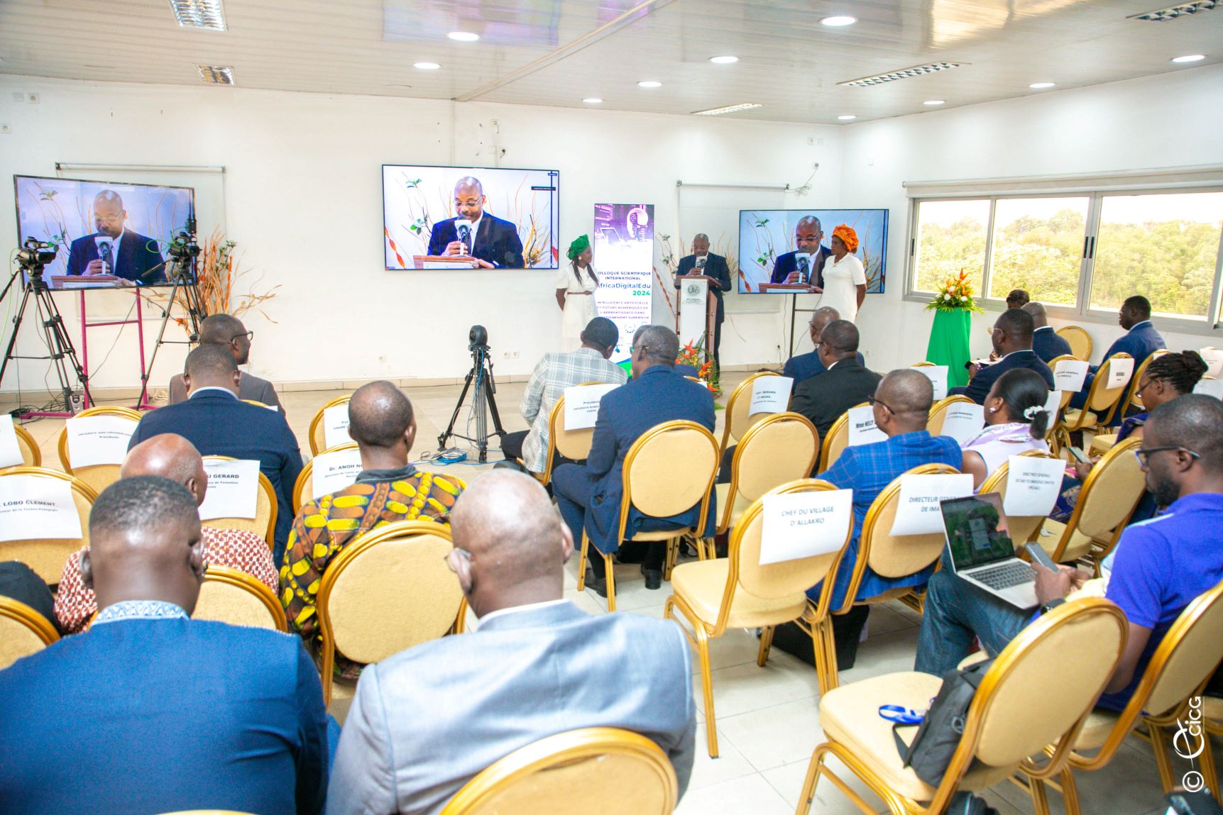 Un colloque sur l'IA dans l'enseignement supérieur de Côte d'Ivoire  © Crédit photo DR