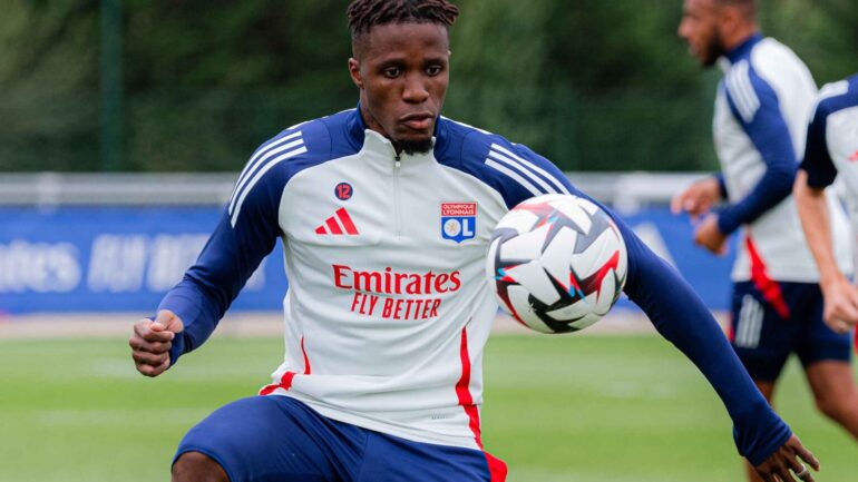 Wilfried Zaha en route vers la MLS après six mois à Lyon ?