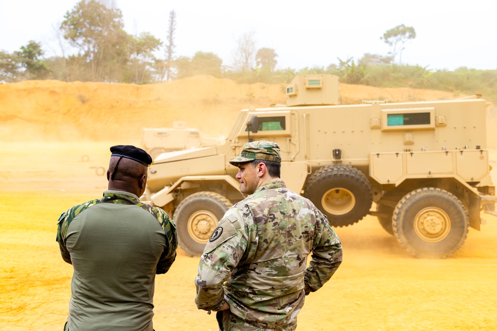 Les USA renforcent l'armée ivoirienne sur des véhicules blindés  © Crédit photo DR