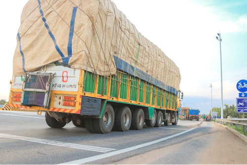 Le Ministère instaure le délestage obligatoire des véhicules en surcharge sur les axes routiers ivoiriens © Crédit photo DR