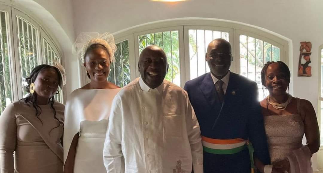 Le maire Yacé, Laurent Gbagbo, Nadiany Bamba le jour de leur mariage